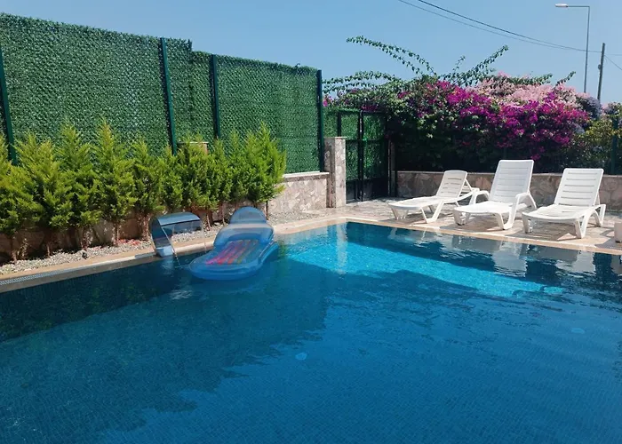 Villa Begonville Ladies Kusadası