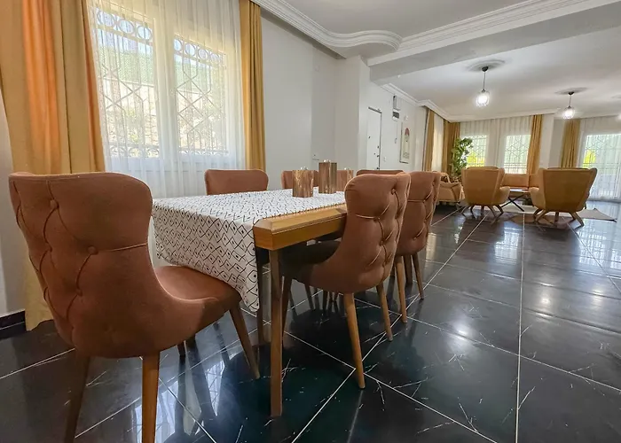 Begonville Ladies Villa *