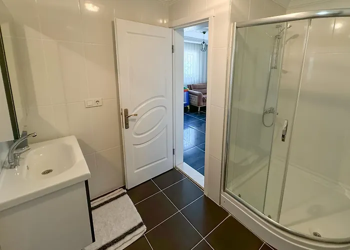 Villa Begonville Ladies *