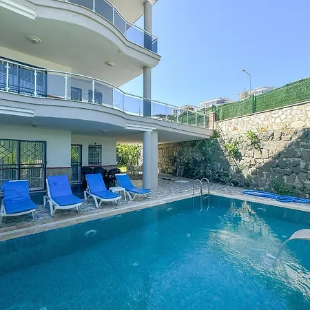 Begonville Ladies Villa *