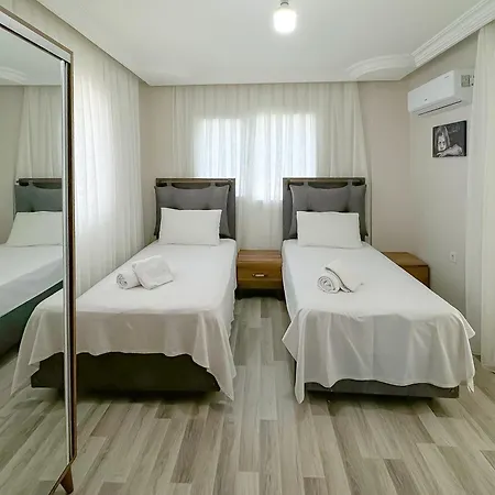 Villa Begonville Ladies *