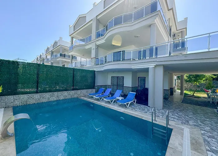 Villa Begonville Ladies *