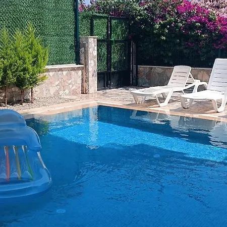 Villa Begonville Ladies