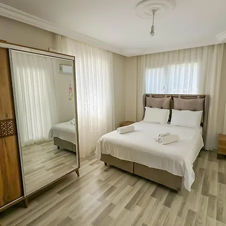 Villa Begonville Ladies *